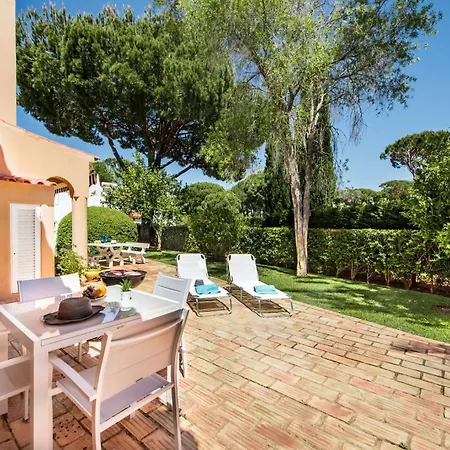 4 Bedrooms Private Pool Close To Amenities Villa *
