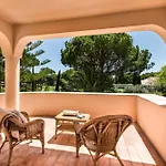 4 Bedrooms Private Pool Close To Amenities * Quarteira