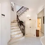 4 Bedrooms Private Pool Close To Amenities Quarteira