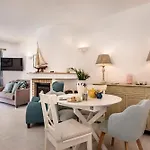 Villa 4 Bedrooms Private Pool Close To Amenities *