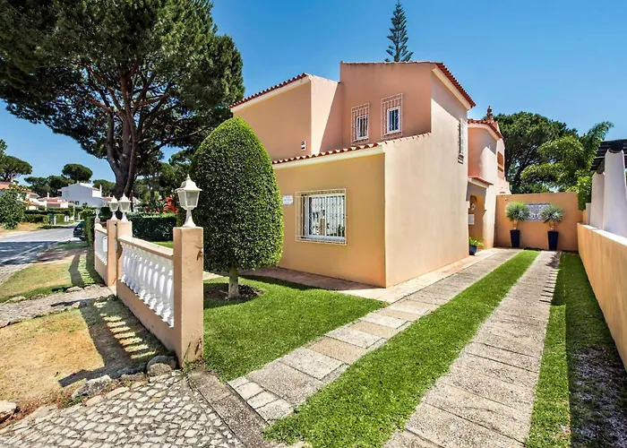 4 Bedrooms Private Pool Close To Amenities Willa Quarteira